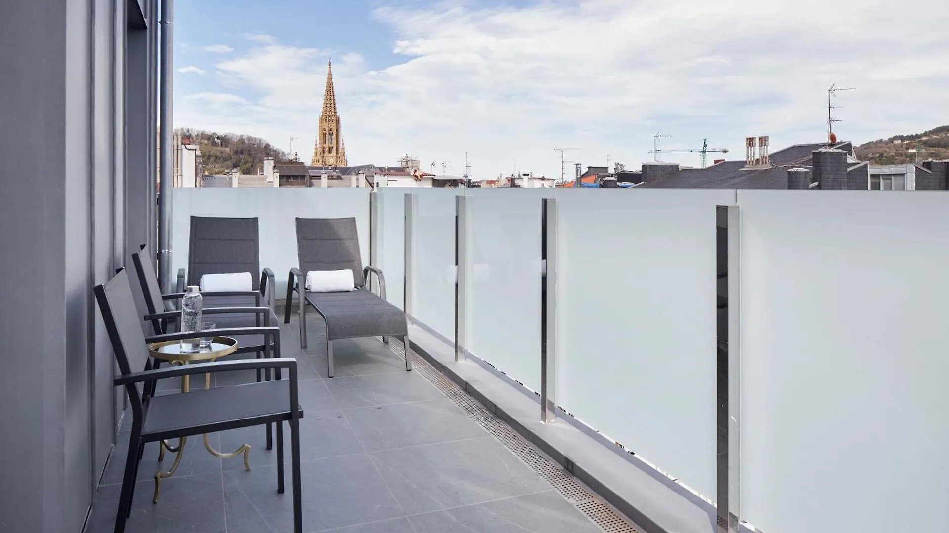 Hotel Arrizul Catedral San Sebastian 3*,  Spain